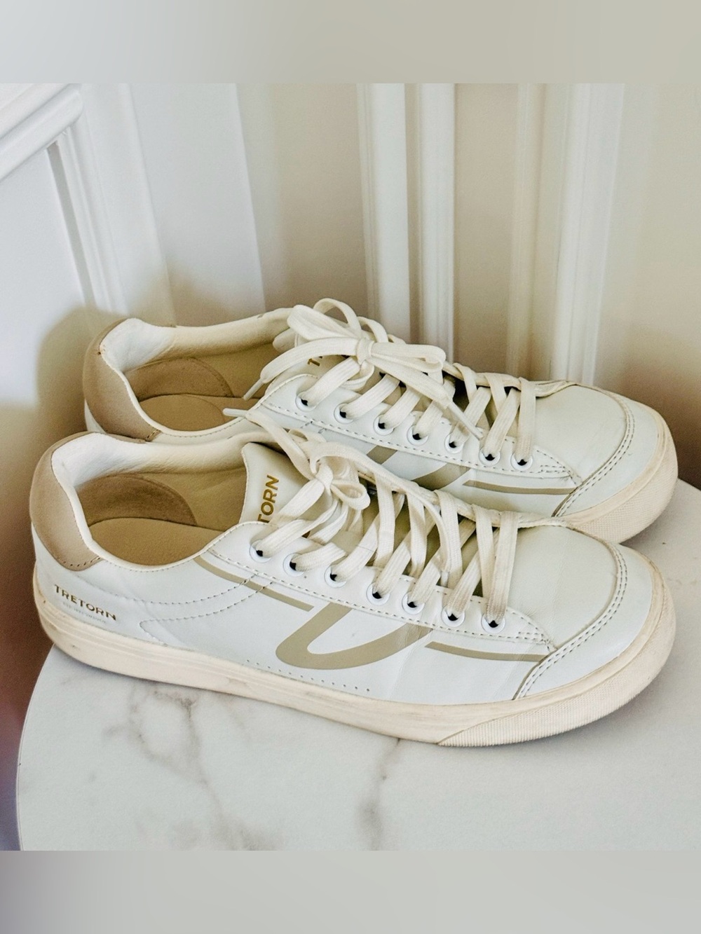 Tretorn Hailey Women's Sneakers 8.5M White Leather Beige Low Top Lace Up